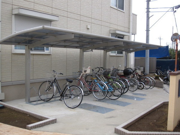 松戸市高塚新田のアパート