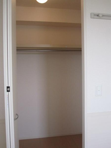 松戸市高塚新田のアパート