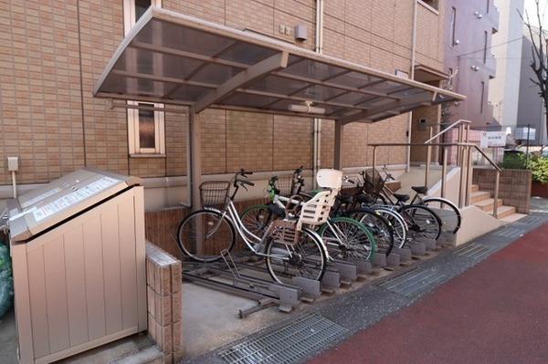 松戸市中根長津町のアパート