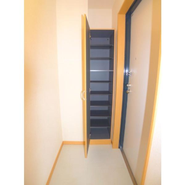 センタービレッジ八柱(玄関)