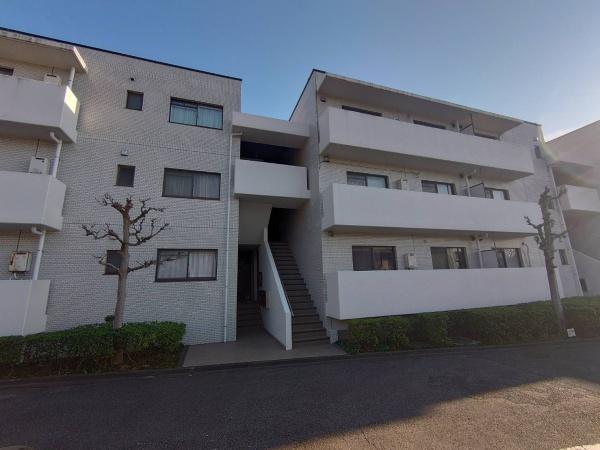三浦郡葉山町堀内のマンション