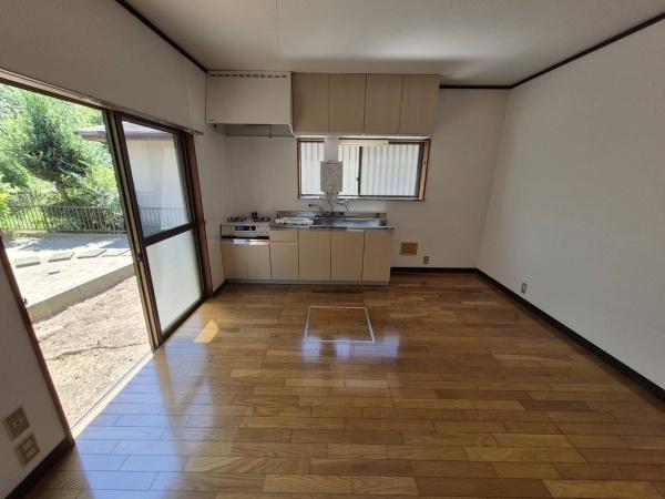 鎌倉市二階堂の貸家