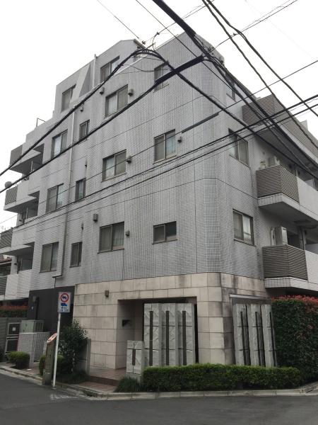 渋谷区千駄ヶ谷３丁目のマンション