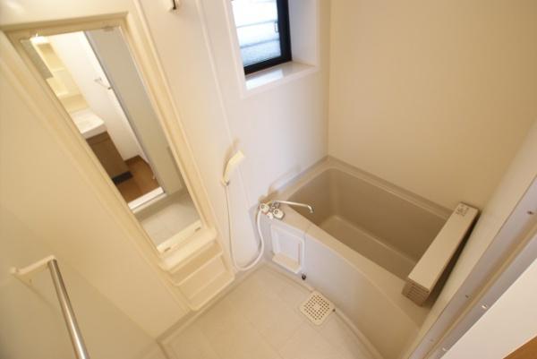 ブルーインハウス