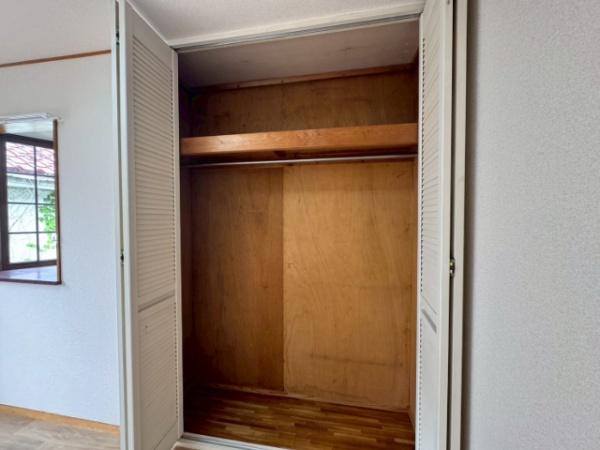 あきる野市草花の貸家