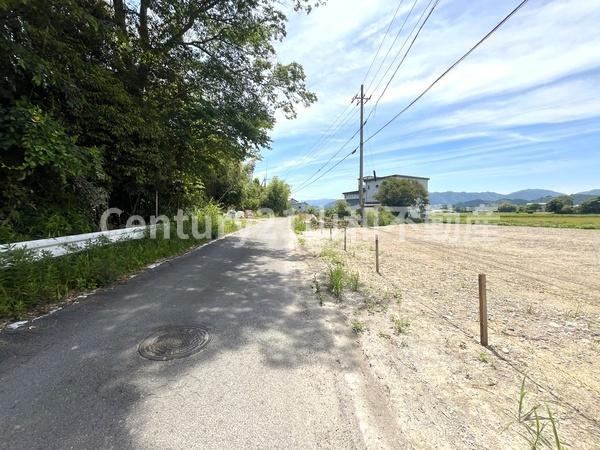稗田野町鹿谷貸土地