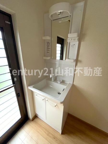 三宅町店舗付き住宅