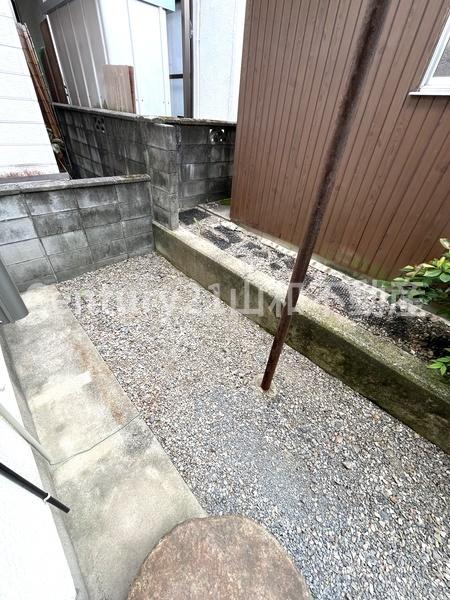 三宅町店舗付き住宅