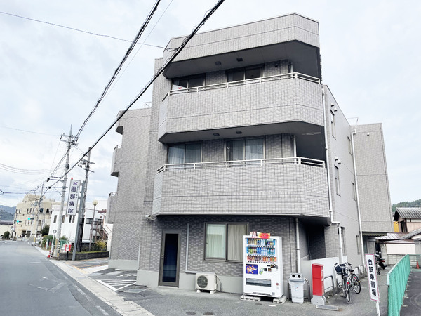 園部町美園町四号貸店舗(医療法人丹医会園部丹医会病院)