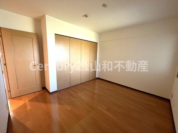 メディアス亀岡5番館(洋室)