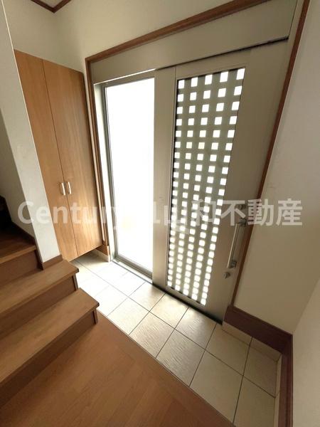 篠町森貸家
