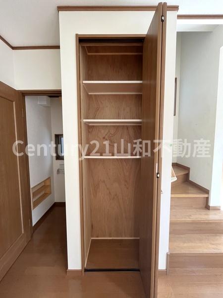 篠町森貸家