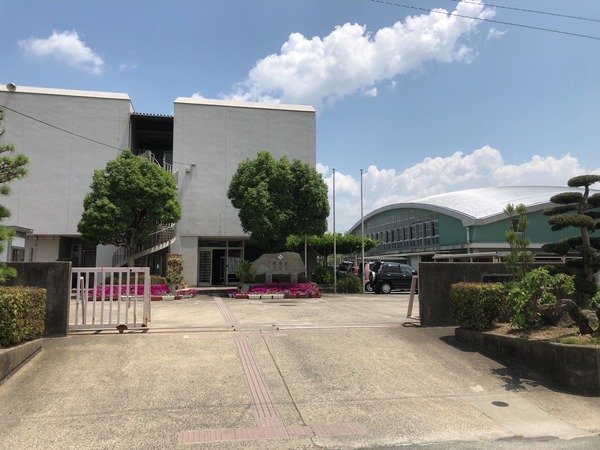 スクエアメゾン並河(亀岡市立南桑中学校)