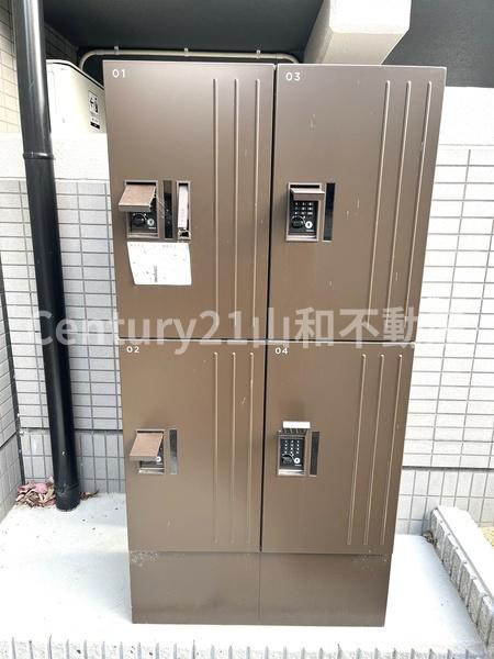 コンフォール中川〔105号室〕