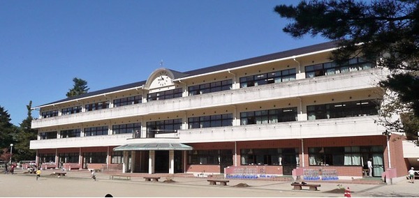セントフィオーレ園部　北棟(南丹市立園部小学校)