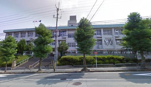 メルベイユ亀岡(亀岡市立つつじケ丘小学校)