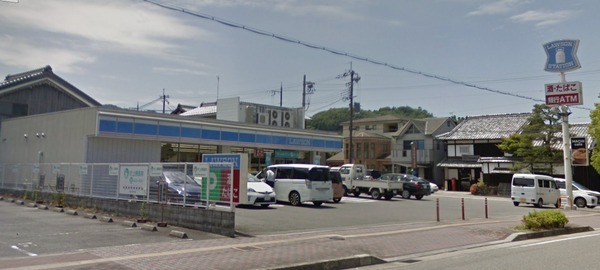 ハイム坂口〔202号室〕(ローソン亀岡西町店)