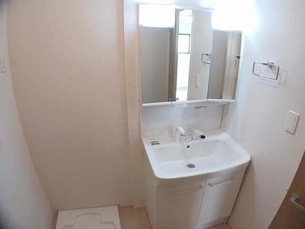 南丹市園部町横田のアパート