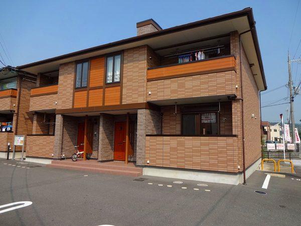 南丹市園部町内林町のアパート