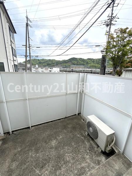 南丹市園部町小山東町のアパート