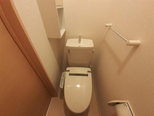 南丹市園部町小山東町のアパート