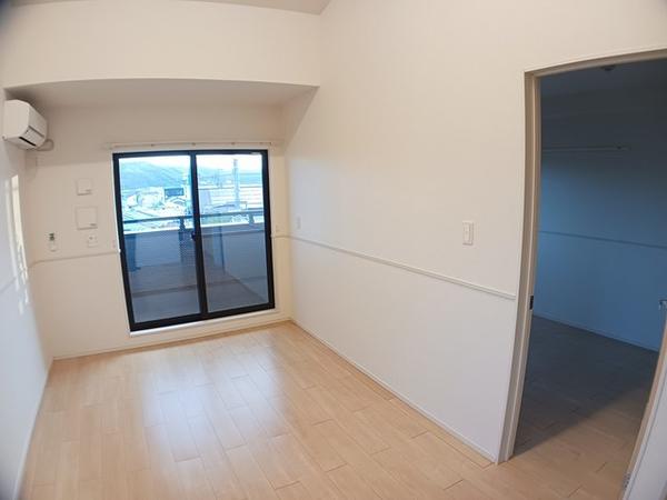 亀岡市大井町並河１丁目のアパート