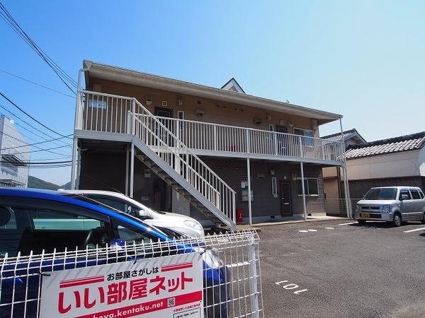 亀岡市三宅町のアパート