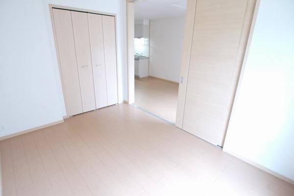 亀岡市千代川町小林のアパート