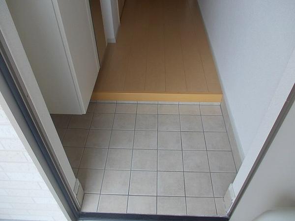 亀岡市千代川町小林のアパート