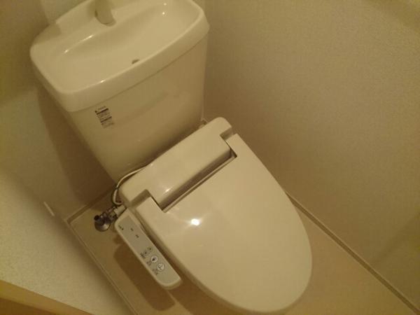 亀岡市千代川町小林のアパート