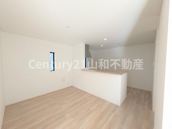 曽我部町寺長縄手貸家