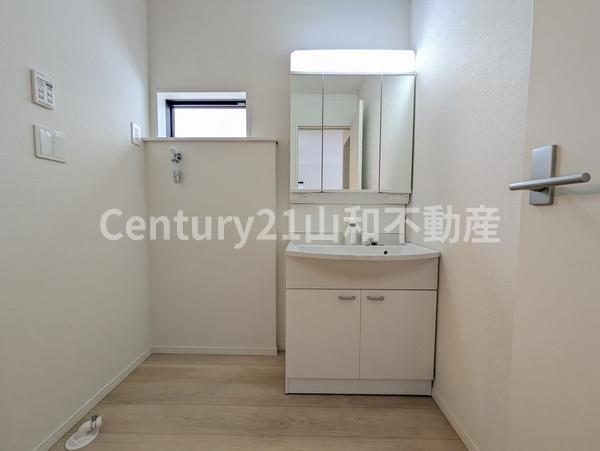 曽我部町寺長縄手貸家