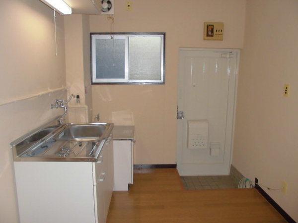 千葉市若葉区西都賀３丁目のマンション
