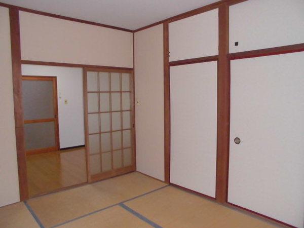 千葉市若葉区西都賀３丁目のマンション