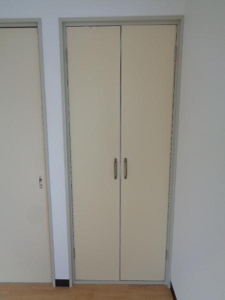 千葉市若葉区西都賀３丁目のマンション