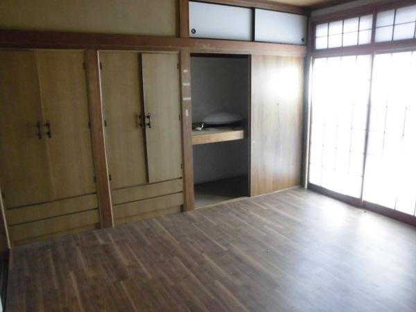 貝塚町貸家