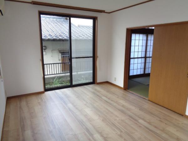 千葉市若葉区西都賀５丁目の貸家