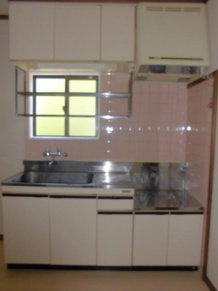 千葉市若葉区西都賀3丁目のマンション(キッチン)