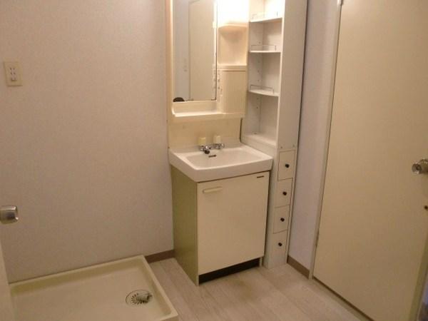 千葉市若葉区西都賀２丁目のマンション