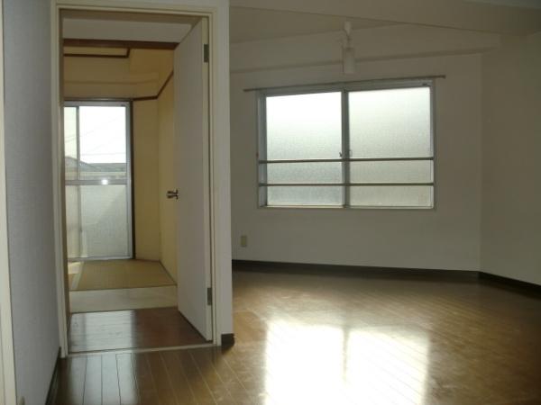 千葉市若葉区西都賀２丁目のマンション