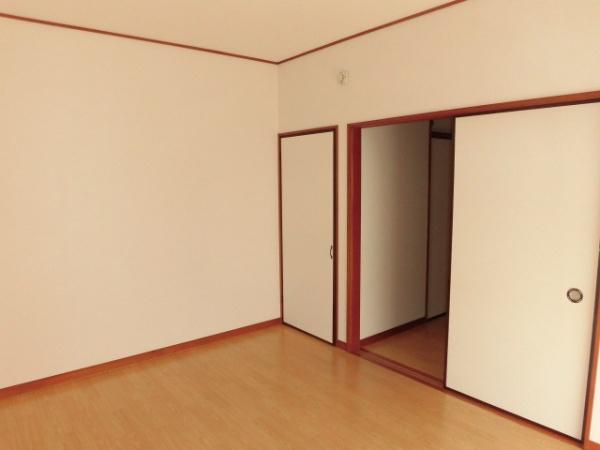 千葉市若葉区西都賀５丁目のアパート