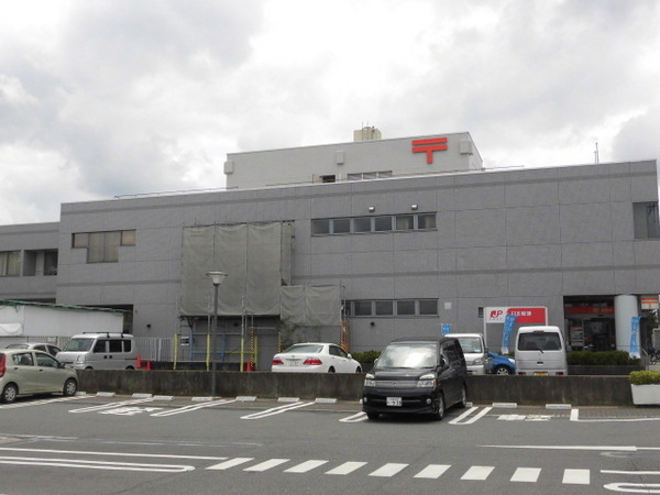 千葉市若葉区若松台２丁目のアパート(四街道郵便局)