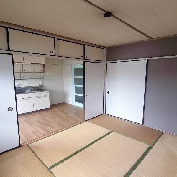 村上団地１街区６号棟