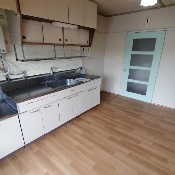 村上団地１街区６号棟