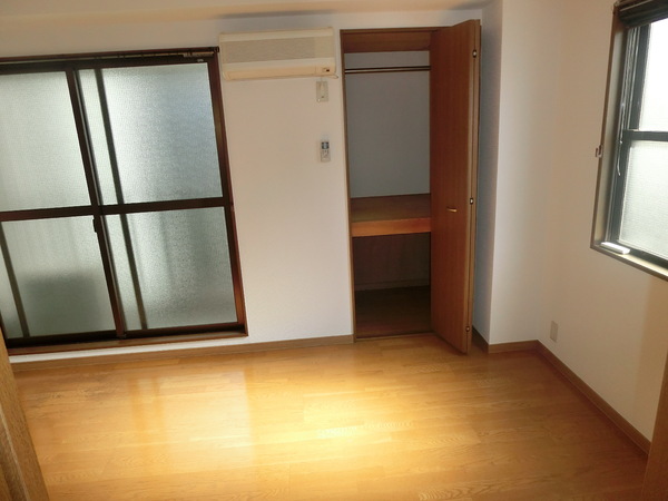 室井ビル