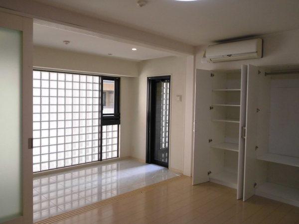 新宿区新小川町のマンション