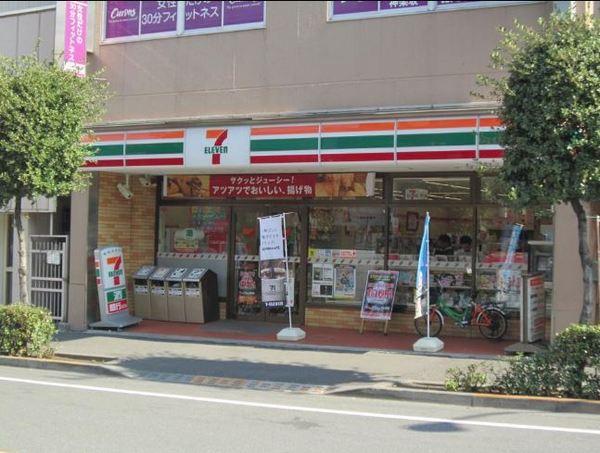 ソアールタワー市ヶ谷の丘(セブンイレブン新宿岩戸町店)