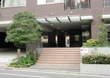 新宿区東五軒町のマンション