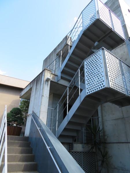 新宿区若宮町のマンション