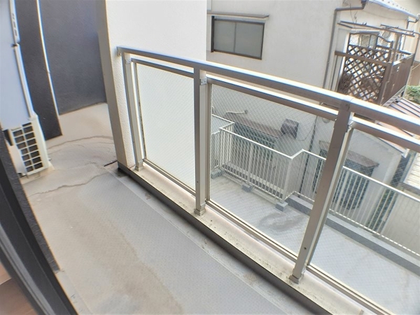 新宿区市谷薬王寺町のマンション